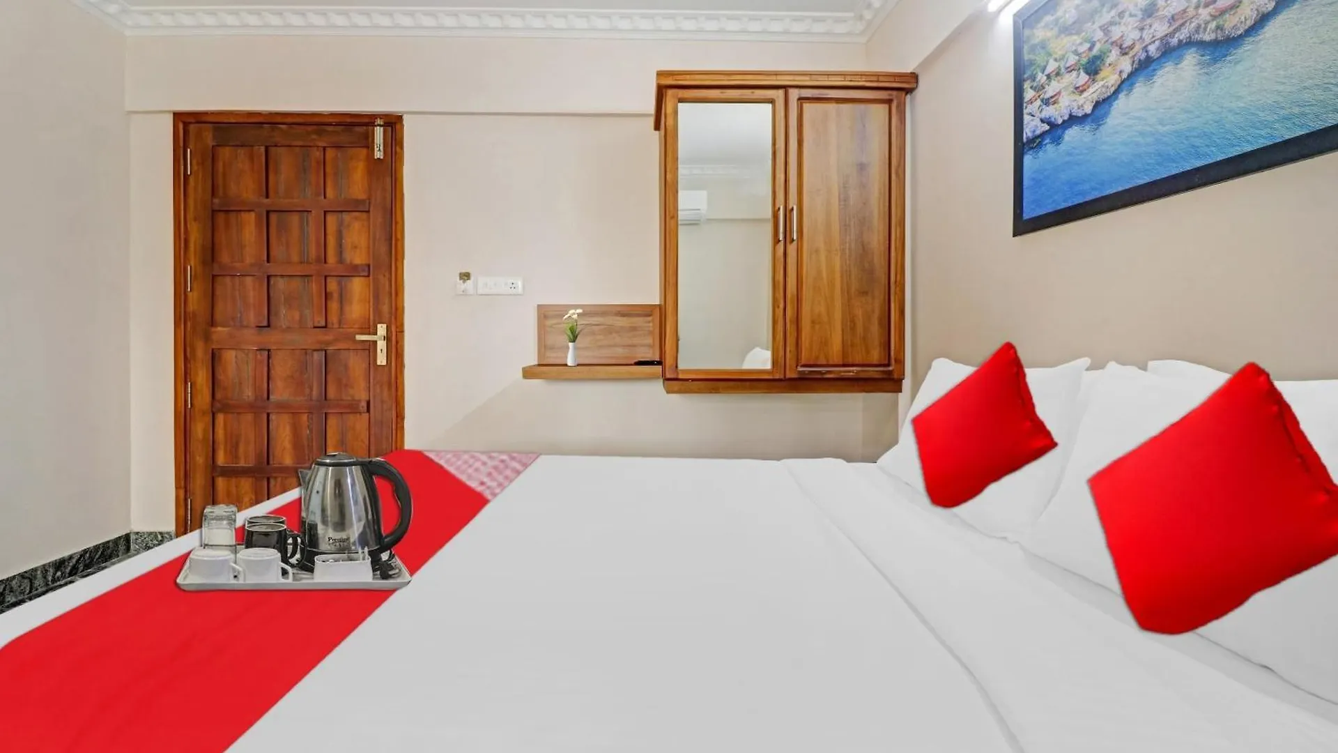 Hotel O Poptavern Premium Thiruvananthapuram 3*,  India